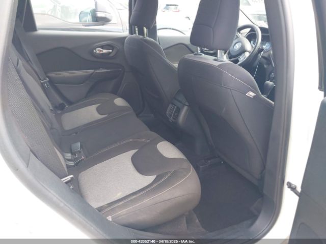 1C4PJLAB4GW290666 Jeep Cherokee Sport