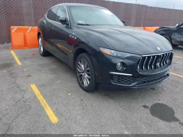 2022 MASERATI LEVANTE ZN661XUA5NX382350