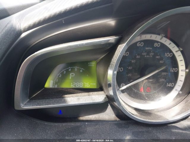 3MYDLBYV7JY305900 Toyota YARIS IA