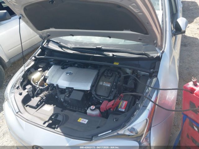 JTDKARFU8G3024205 Toyota Prius Four