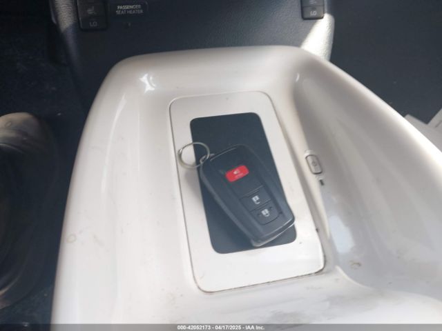 JTDKARFU8G3024205 Toyota Prius Four