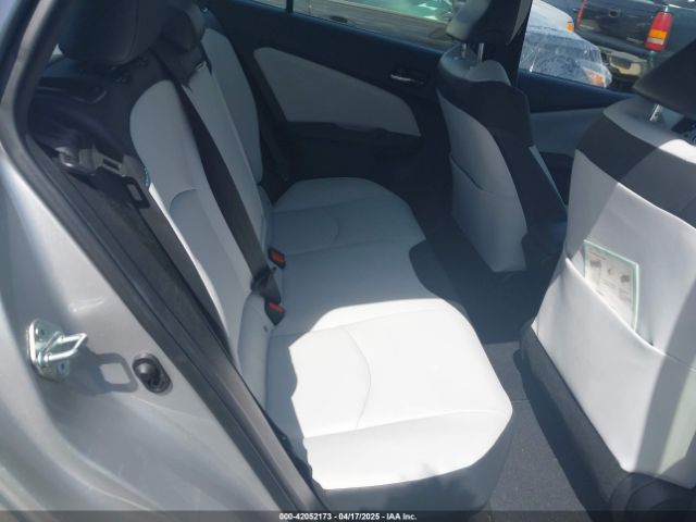 JTDKARFU8G3024205 Toyota Prius Four