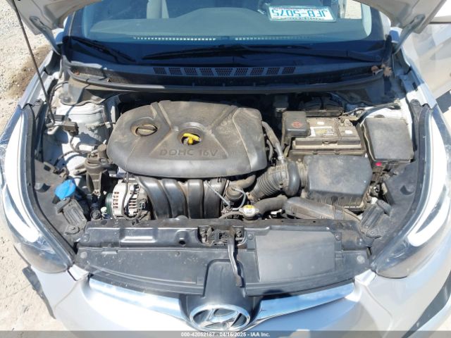 5NPDH4AE9GH733091 Hyundai ELANTRA SE