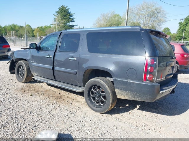 2008 GMC YUKON XL 1GKFK668X8J197029 Photo 2