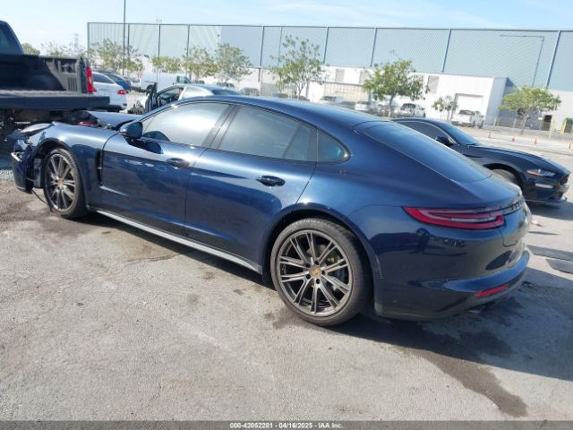 2018 PORSCHE PANAMERA WP0AB2A77JL132520 Photo 2