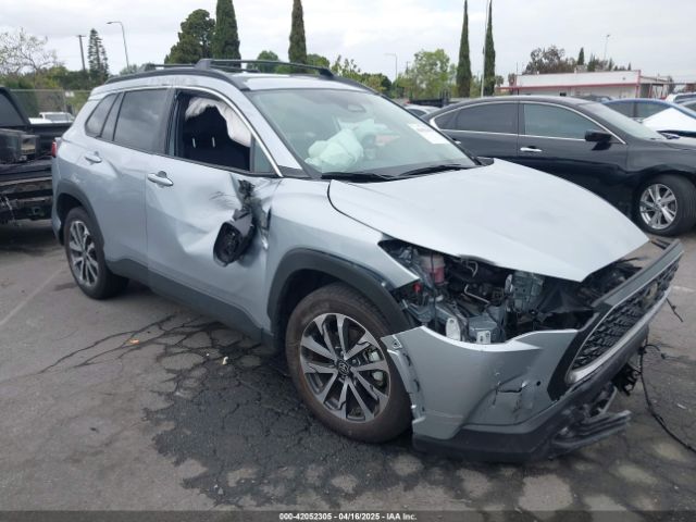 7MUEAABG8PV077117 Toyota Corolla Cross Xle