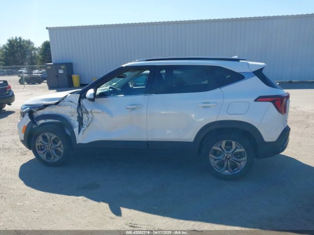 KNDEUCAA7R7611201 KIA SELTOS S