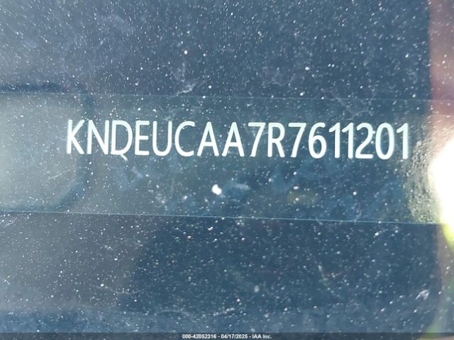 KNDEUCAA7R7611201 KIA SELTOS S