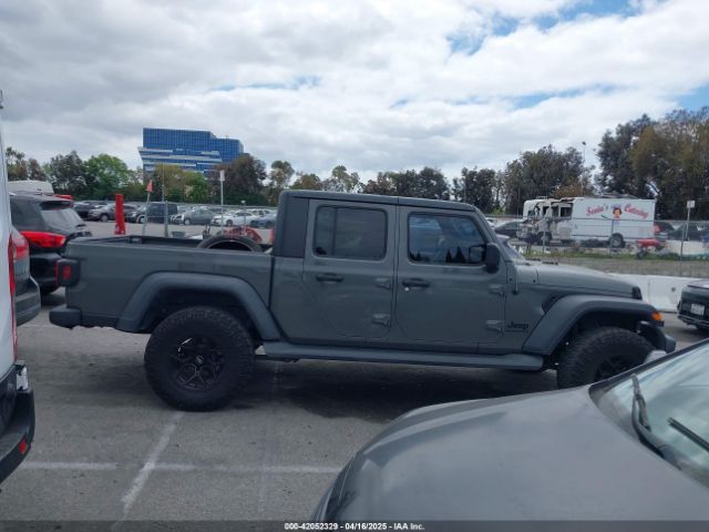 1C6HJTAG4LL153441 Jeep Gladiator Sport S 4x4