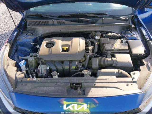 3KPF24AD1NE500860 KIA Forte Lxs