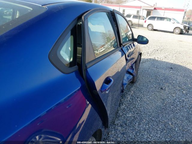 3KPF24AD1NE500860 KIA Forte Lxs