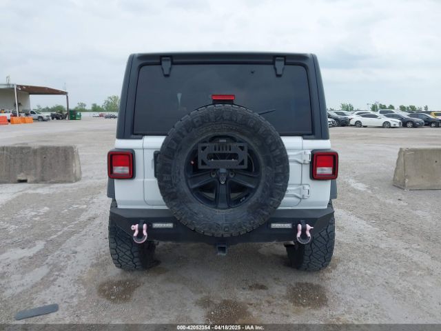 1C4HJXDN3MW567210 Jeep Wrangler Unlimited Sport Altitude 4x4