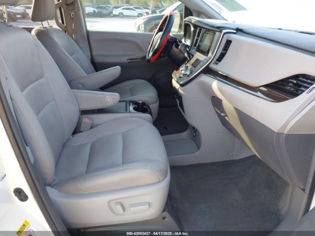 5TDYK3DC5FS534913 Toyota Sienna Xle Premium 8 Passenger
