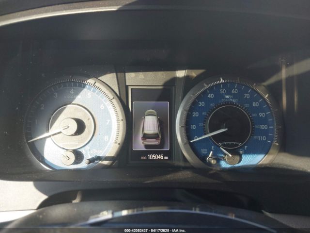 5TDYK3DC5FS534913 Toyota Sienna Xle Premium 8 Passenger