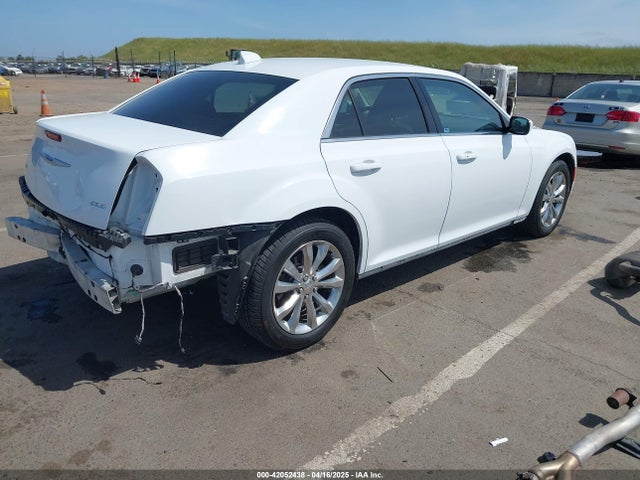 2C3CCARG5KH578219 Chrysler 300 Touring Awd