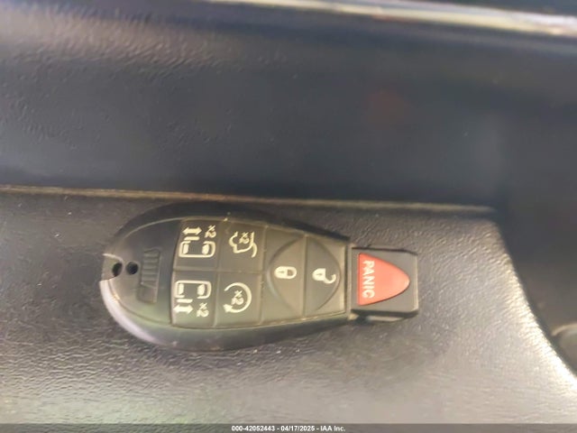 2C4RC1BG0GR150057 Chrysler Town & Country Touring