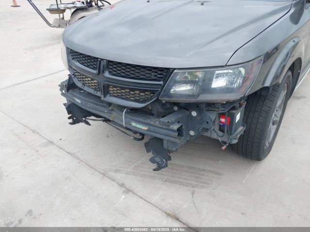 3C4PDCGBXHT534777 Dodge Journey Crossroad Plus