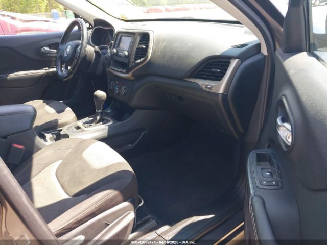 1C4PJMAB0GW314614 Jeep Cherokee Altitude