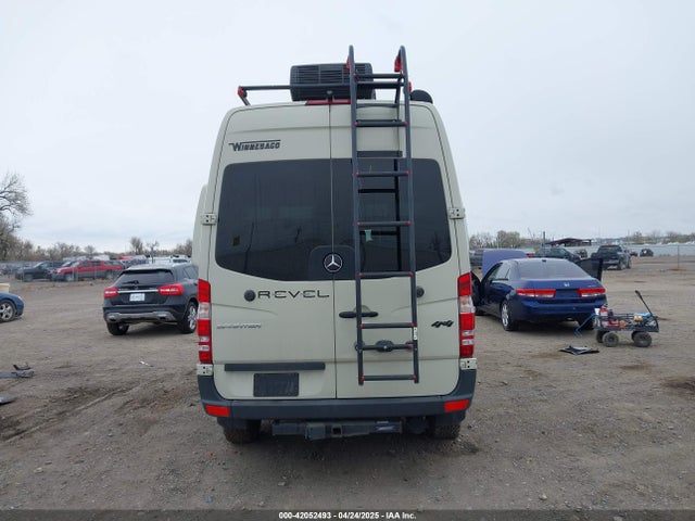 WD3FE7CD6HP541327 Winnebago Walk-in Van