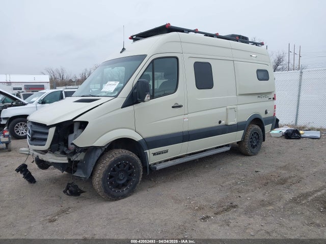 WD3FE7CD6HP541327 Winnebago Walk-in Van