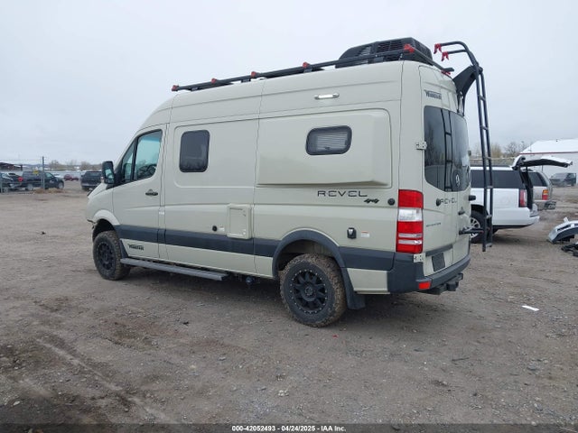 WD3FE7CD6HP541327 Winnebago Walk-in Van