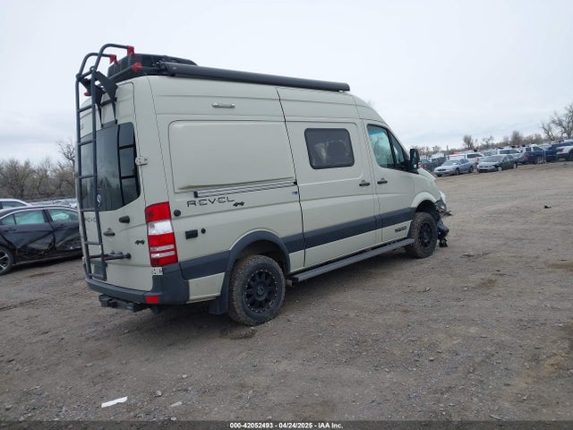 WD3FE7CD6HP541327 Winnebago Walk-in Van