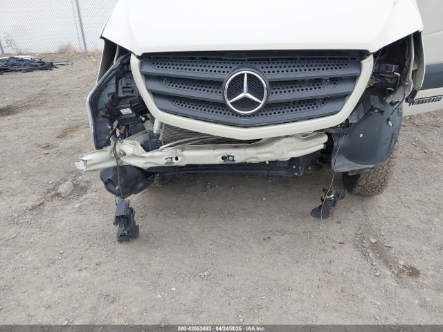 WD3FE7CD6HP541327 Winnebago Walk-in Van
