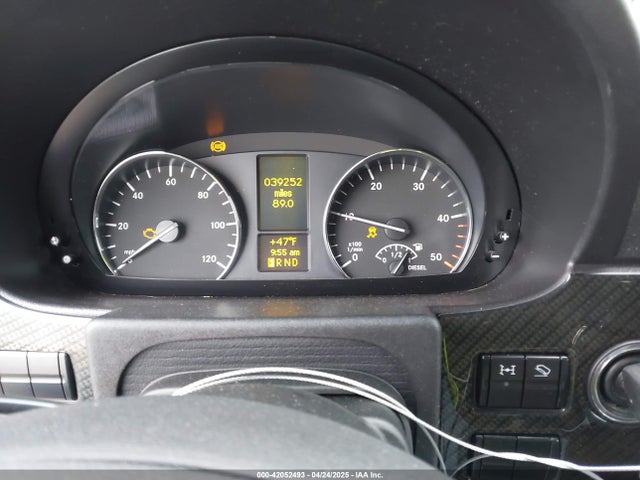 WD3FE7CD6HP541327 Winnebago Walk-in Van