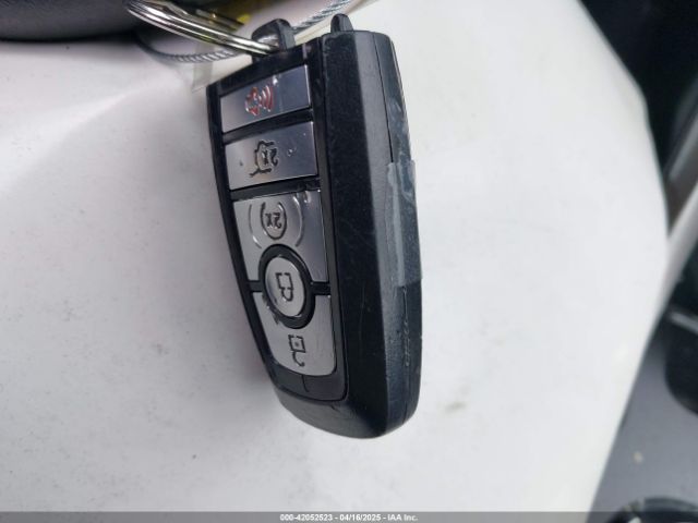 3FA6P0CD0KR265210 Ford FUSION SEL