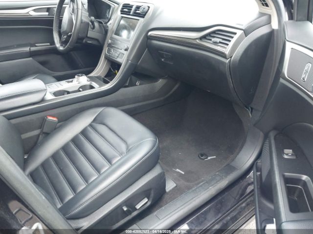 3FA6P0CD0KR265210 Ford FUSION SEL