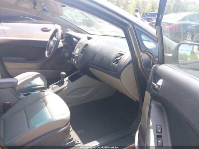 KNAFX4A69G5500958 KIA FORTE LX