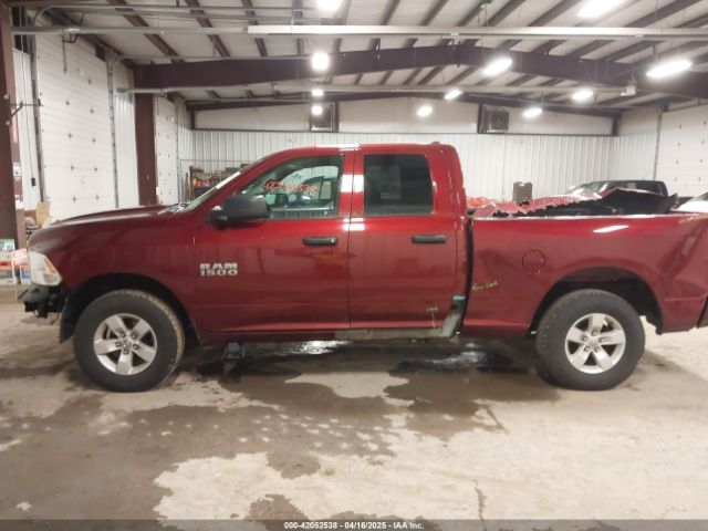 1C6RR7FG7JS206696 RAM 1500 Express  4x4 6'4 Box