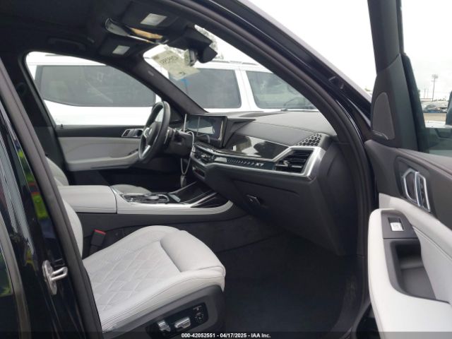 5UX23EM06R9T77110 BMW X7 Xdrive40i