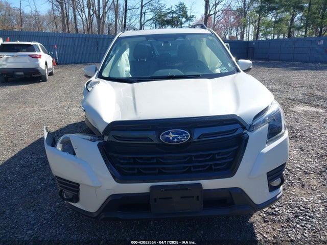 Subaru Forester Limited 2023 JF2SKAPC3PH528766 Image 12