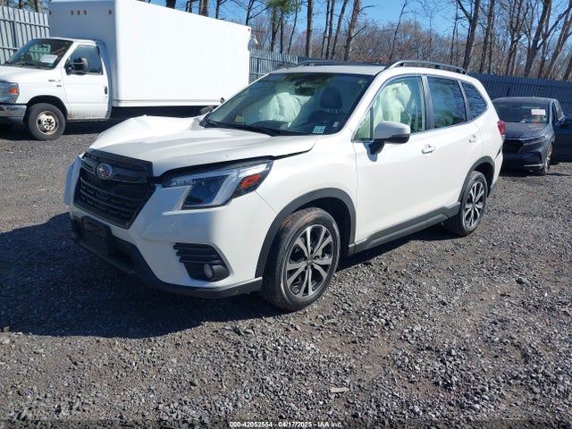 Subaru Forester Limited 2023 JF2SKAPC3PH528766 Image 2