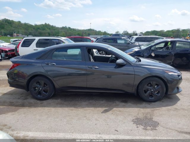 5NPLS4AG9NH086915 Hyundai ELANTRA SEL