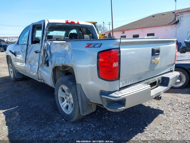 1GCVKREC8JZ237565 Chevrolet Silverado 1500 2lt