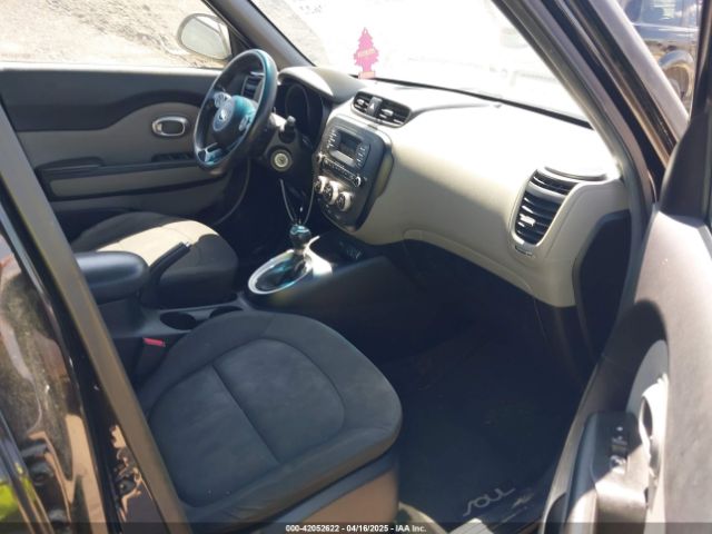 KNDJN2A24E7709921 KIA Soul