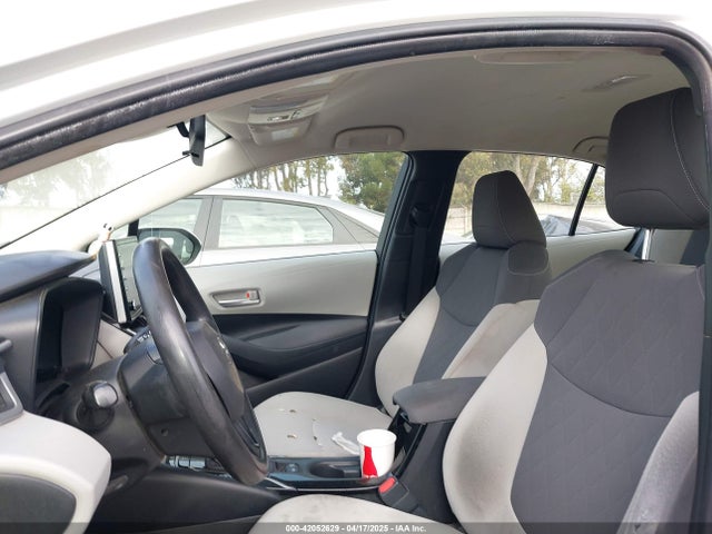 JTDEAMDE1MJ010374 Toyota Corolla Hybrid Le