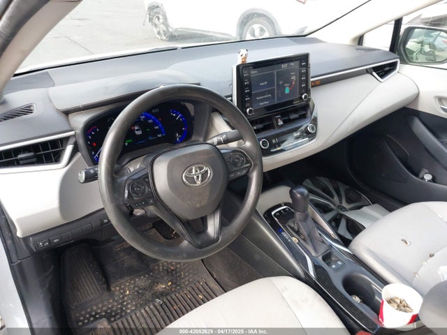 JTDEAMDE1MJ010374 Toyota Corolla Hybrid Le