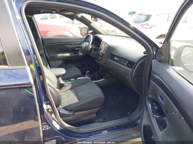 2018 MITSUBISHI OUTLANDER JA4AZ3A35JZ023012 Photo 4