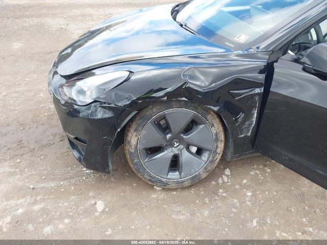 2021 TESLA MODEL 3 5YJ3E1EB7MF052988 Photo 5