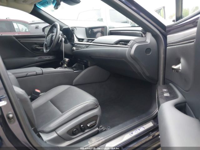 58ADA1C19MU012790 Lexus ES 300H