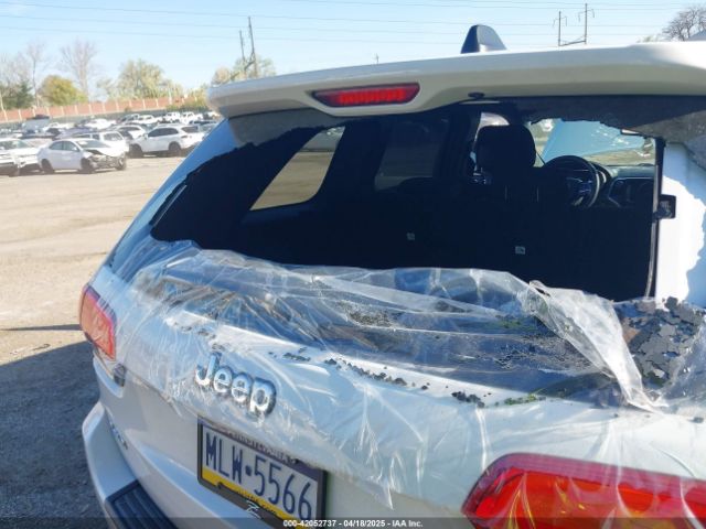 1C4RJFAG4EC110218 Jeep Grand Cherokee Laredo