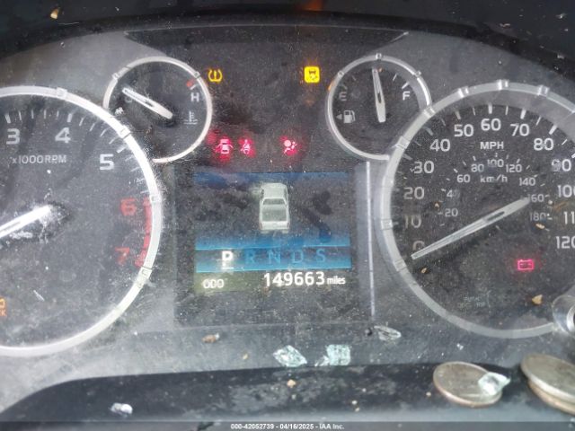 5TFUW5F13EX394847 Toyota Tundra Sr5 5.7l V8