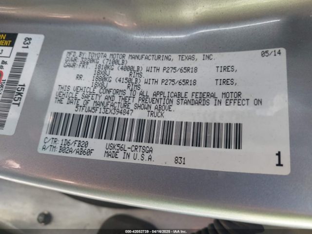 5TFUW5F13EX394847 Toyota Tundra Sr5 5.7l V8