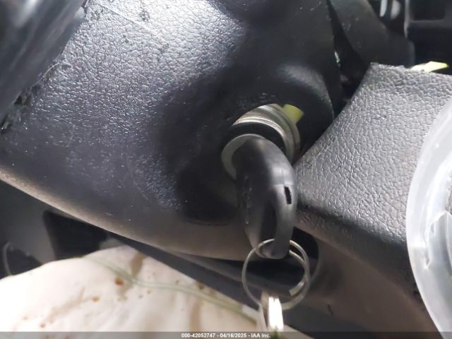 4T1BF1FK0GU163851 Toyota CAMRY SE