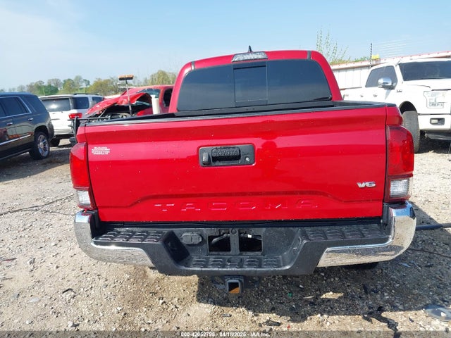3TMCZ5AN7JM168646 Toyota Tacoma Trd Off Road