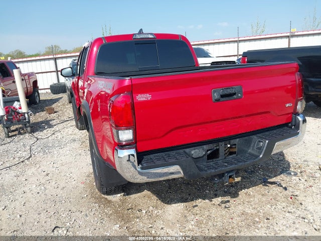 3TMCZ5AN7JM168646 Toyota Tacoma Trd Off Road