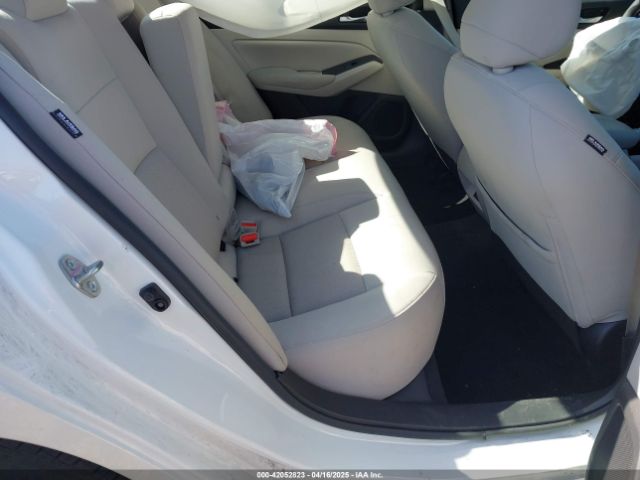 1N4BL4DV9NN339529 Nissan Altima Sv Fwd